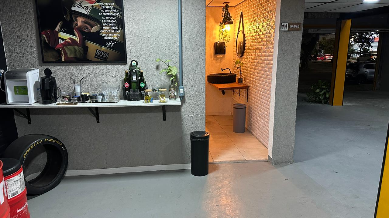 Bancada e sala de espera